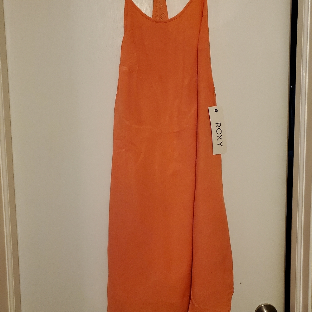 NEW Coral Backless Roxy Dress, Sz Lg